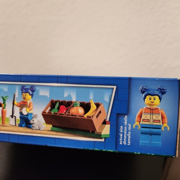 LEGO City Farmers Market Van 60345 Building Set Food Truck Farm Van Vegetables R - Picture 6 of 13